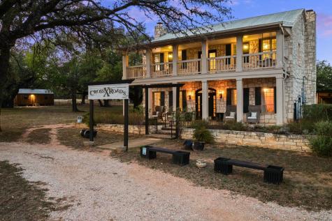 625 N Nugent Avenue Johnson City TX 78636
