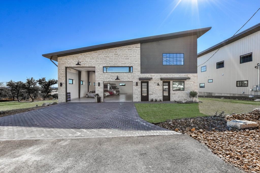 1301 O'reilly Drive Lakeway TX 78734