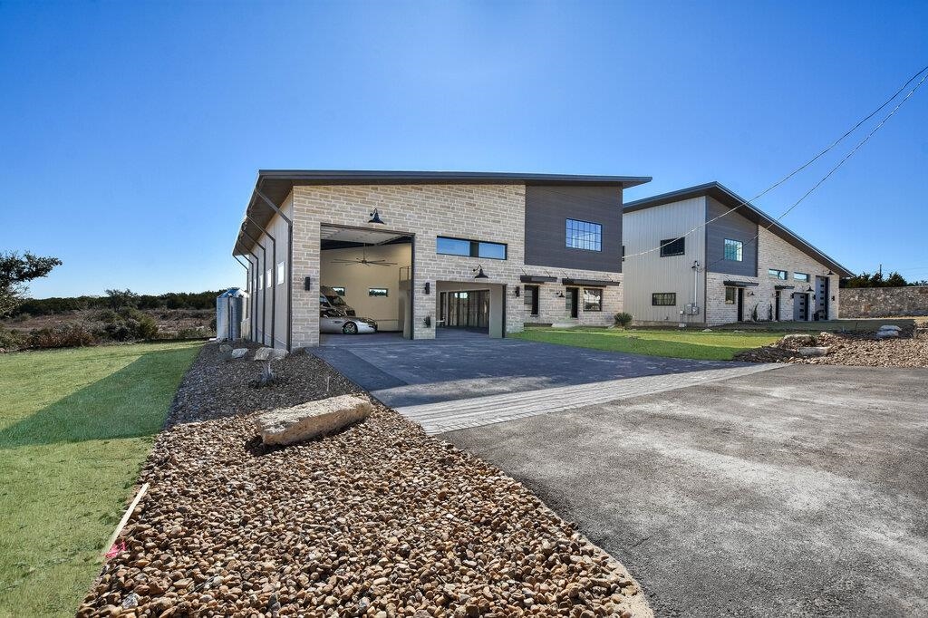1301 O'reilly Drive Lakeway TX 78734