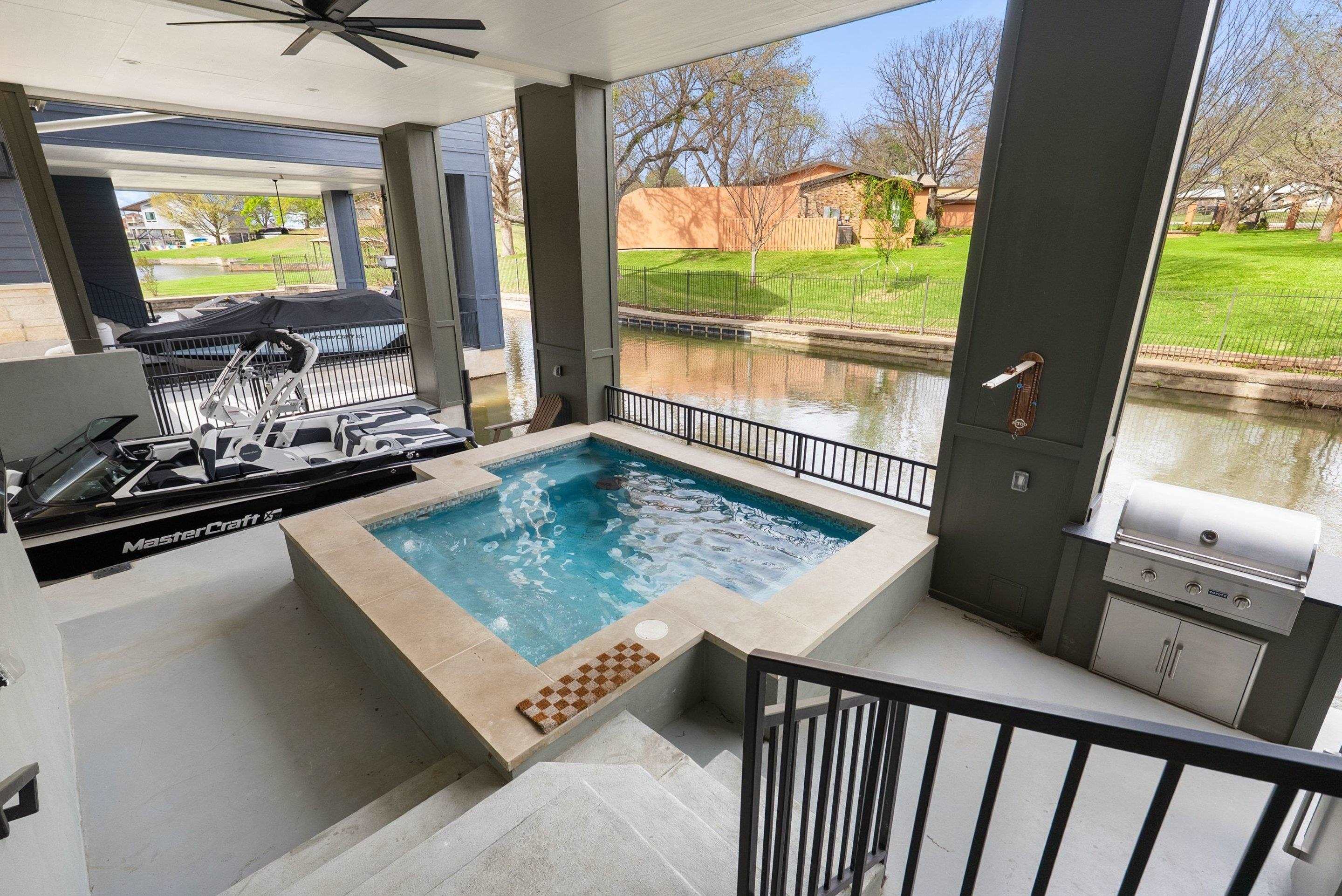 102 Cypress Shore Lane Kingsland TX 78639
