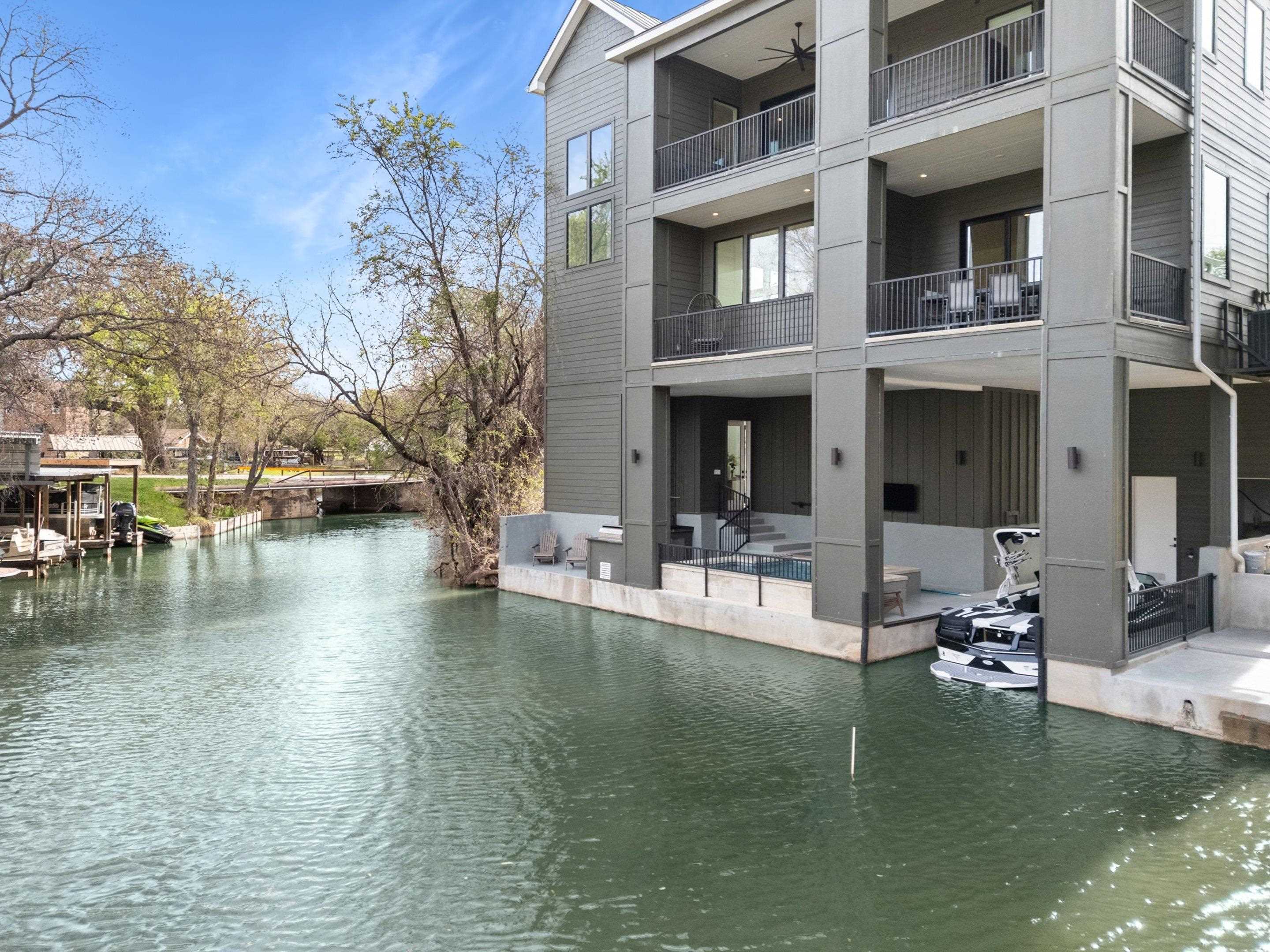 102 Cypress Shore Lane Kingsland TX 78639