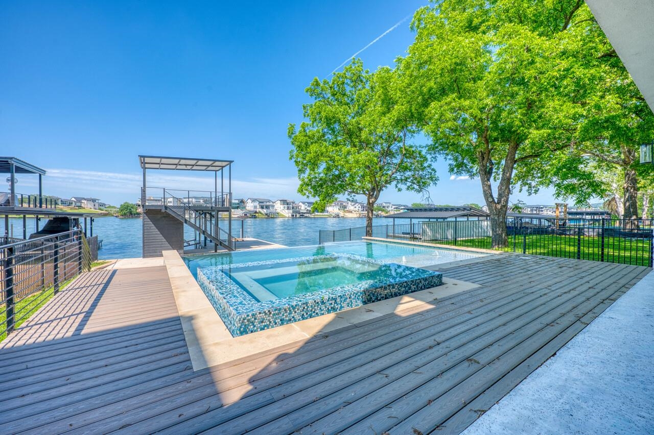 525 Lake Street Kingsland TX 78639