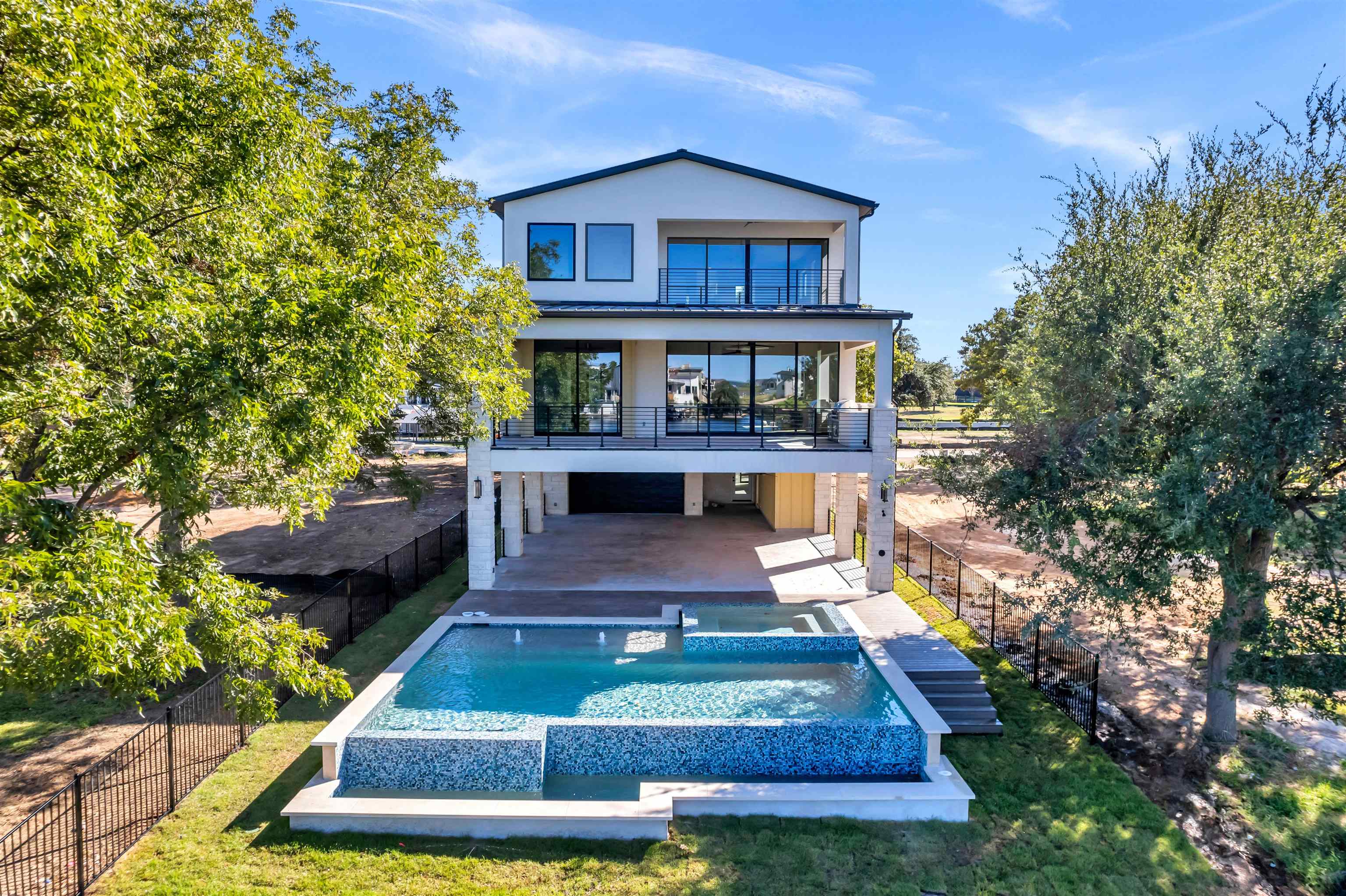 525 Lake Street Kingsland TX 78639