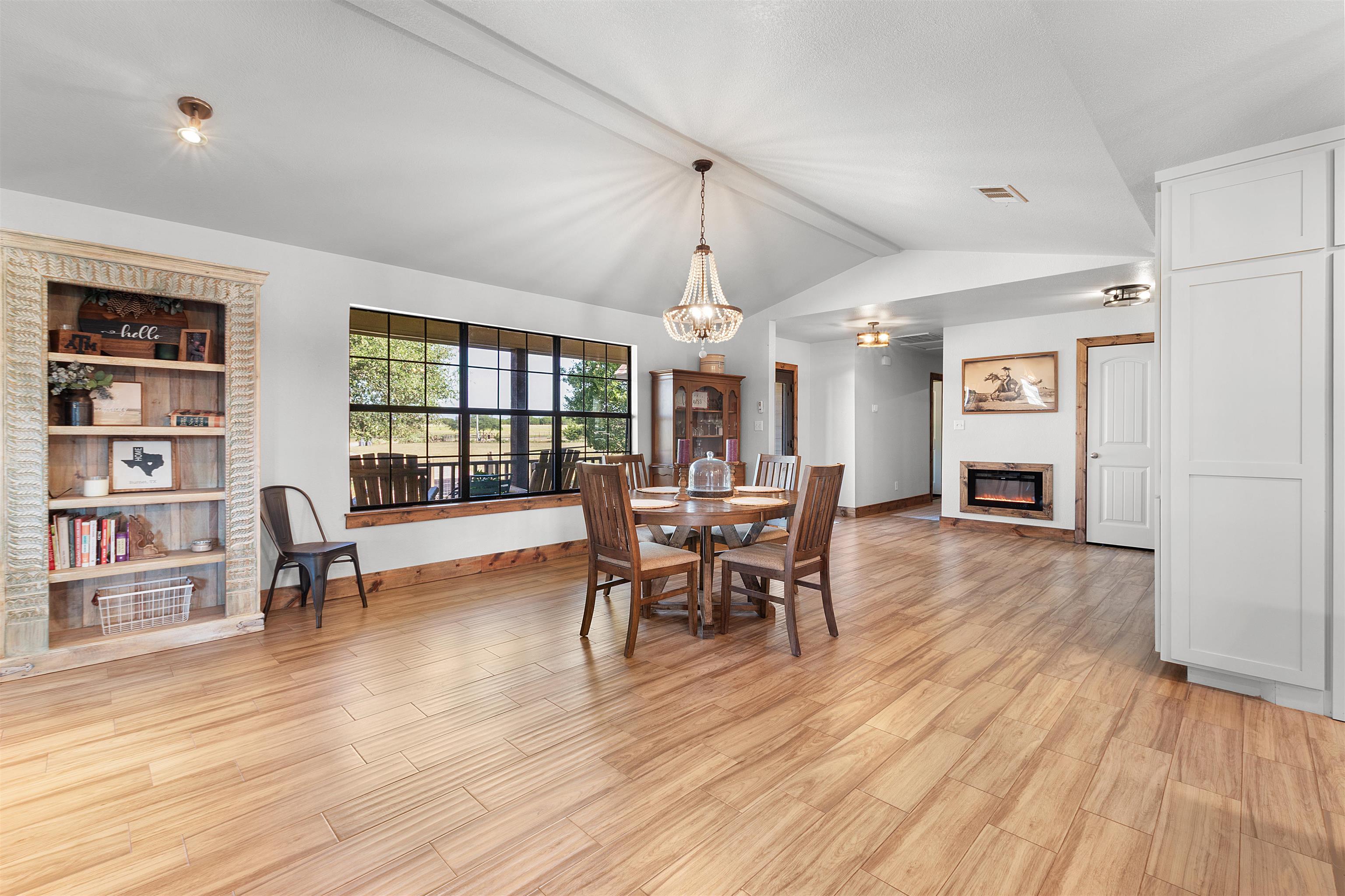 407 Windmill Burnet TX 78611
