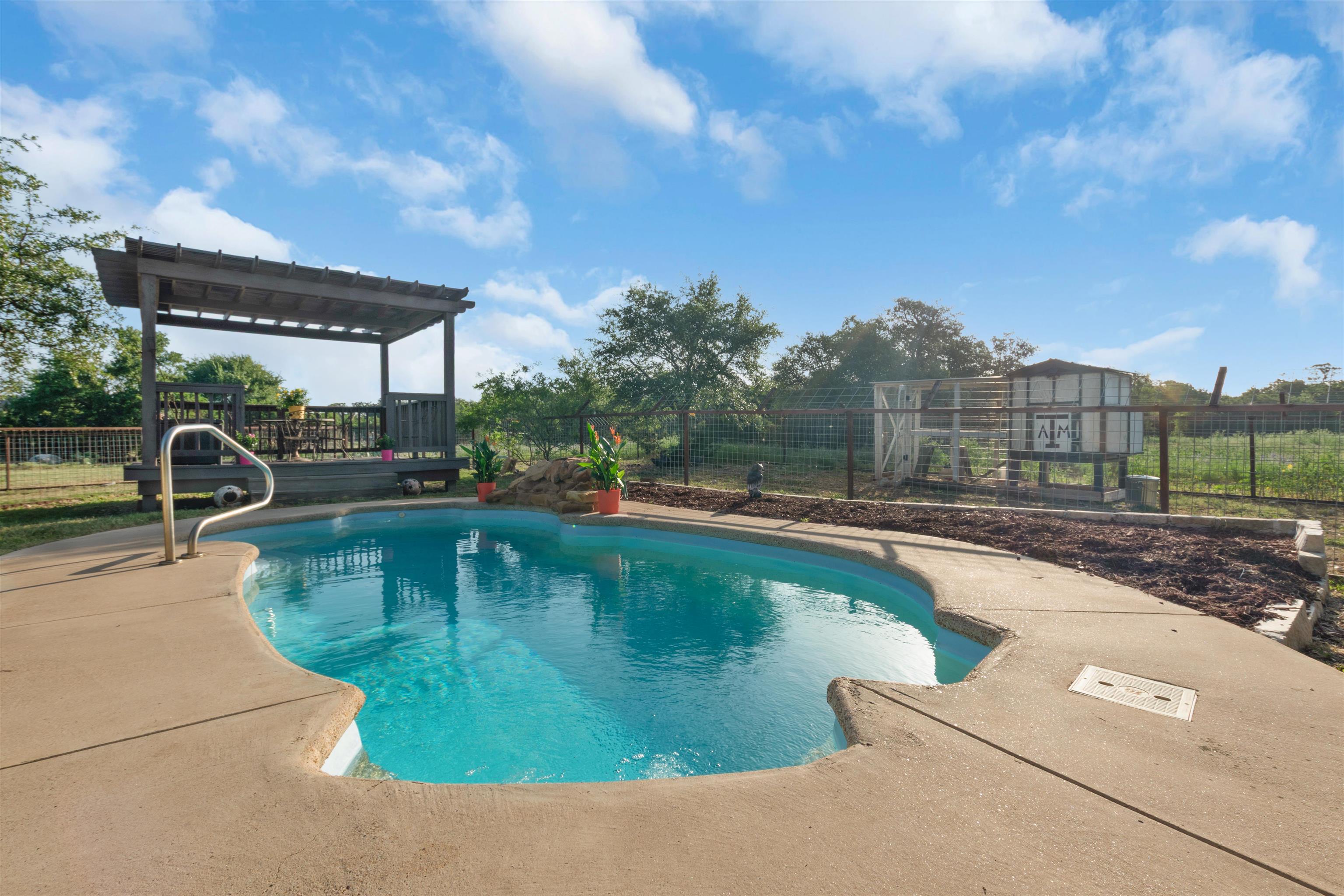 407 Windmill Burnet TX 78611