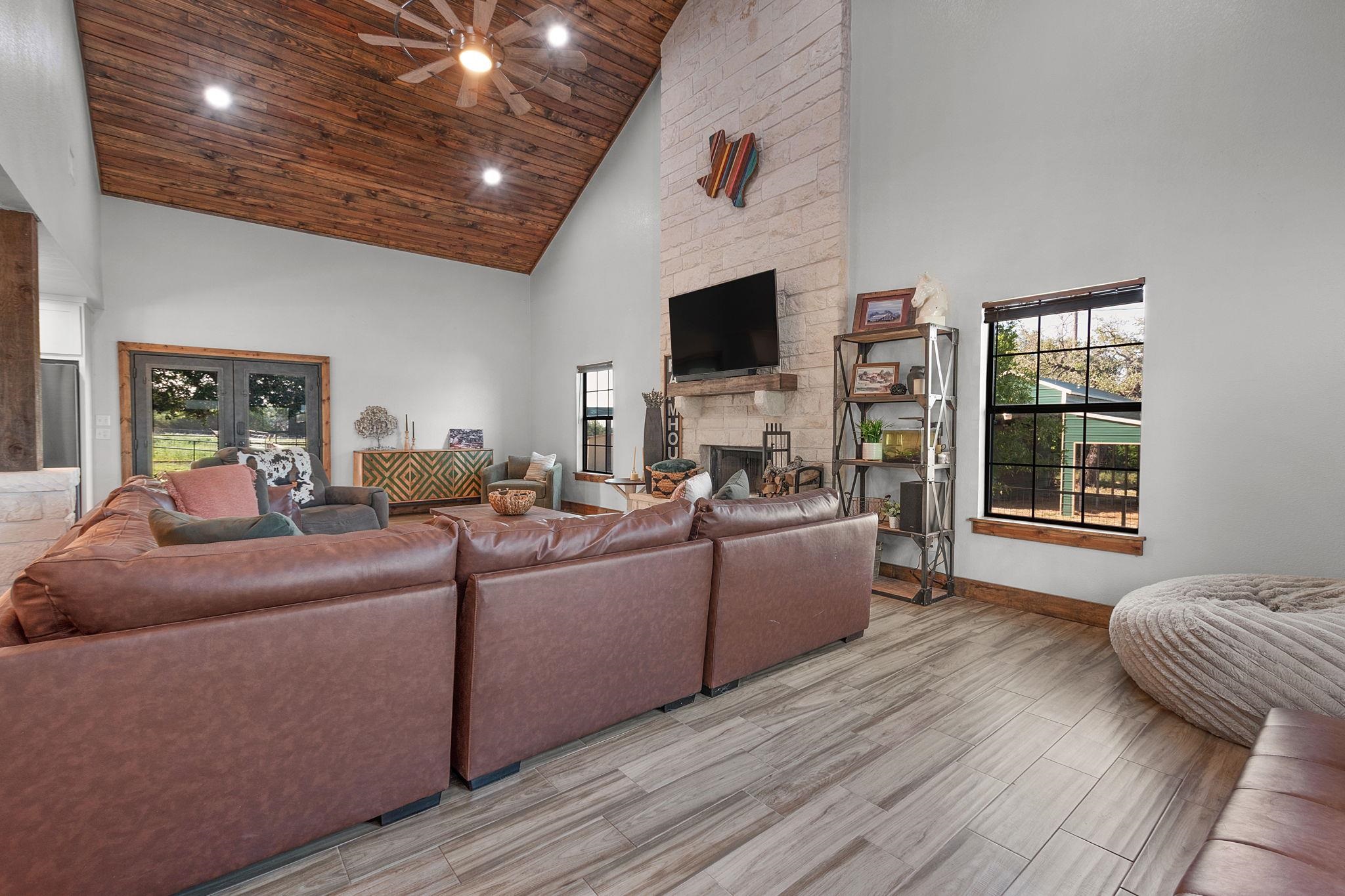 407 Windmill Burnet TX 78611