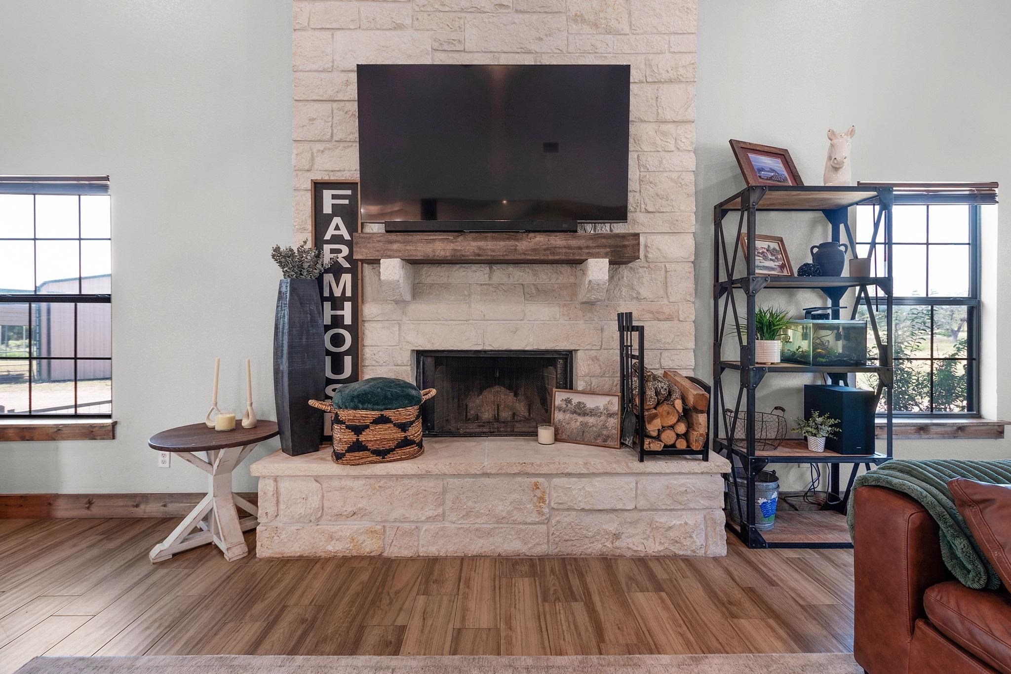 407 Windmill Burnet TX 78611