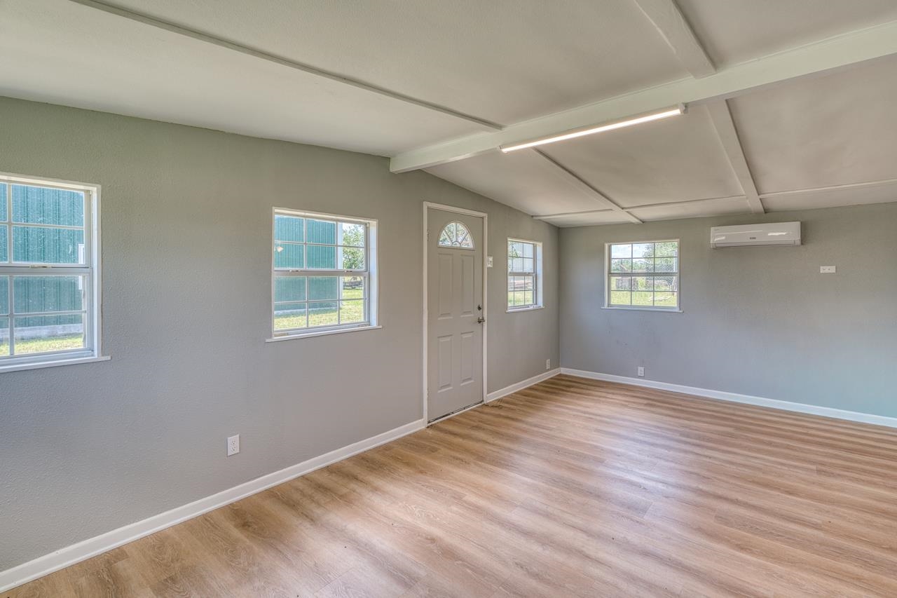 909 Circle Drive Sunrise Beach TX 78643