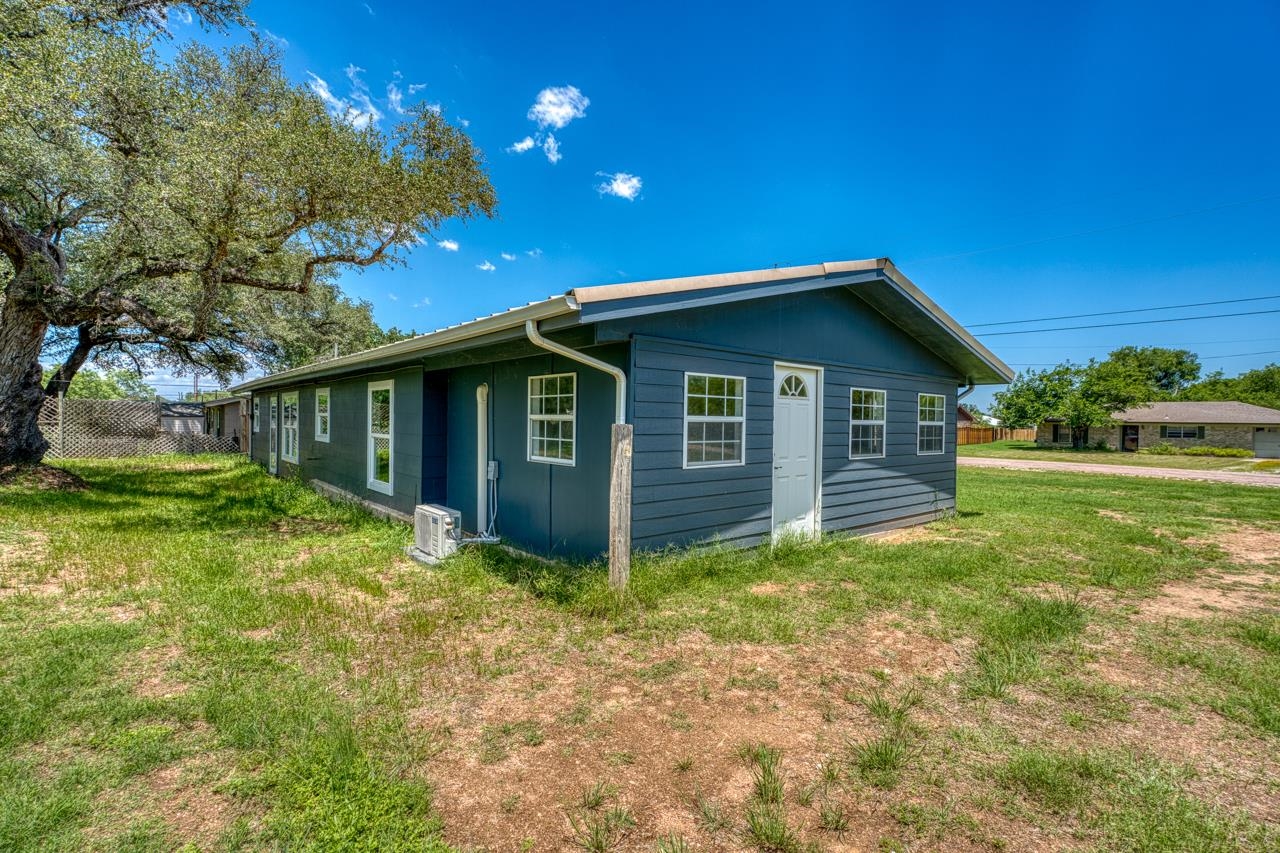 909 Circle Drive Sunrise Beach TX 78643