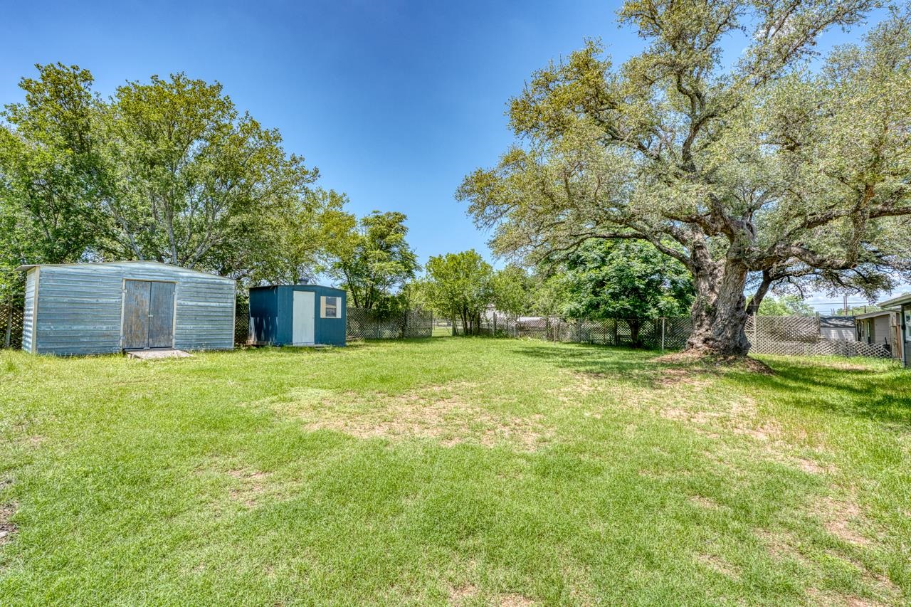 909 Circle Drive Sunrise Beach TX 78643