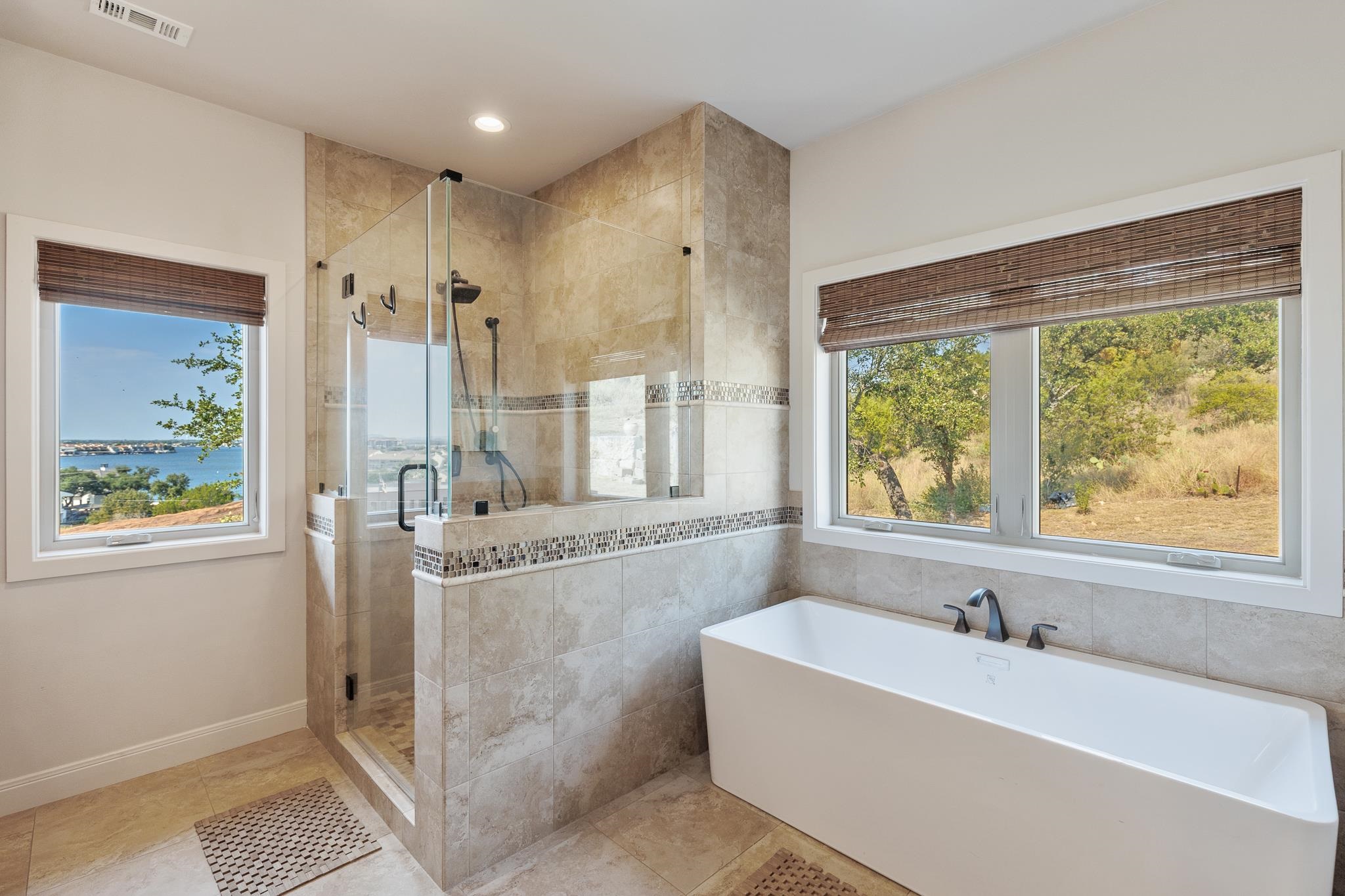 108 Surefire Horseshoe Bay TX 78657