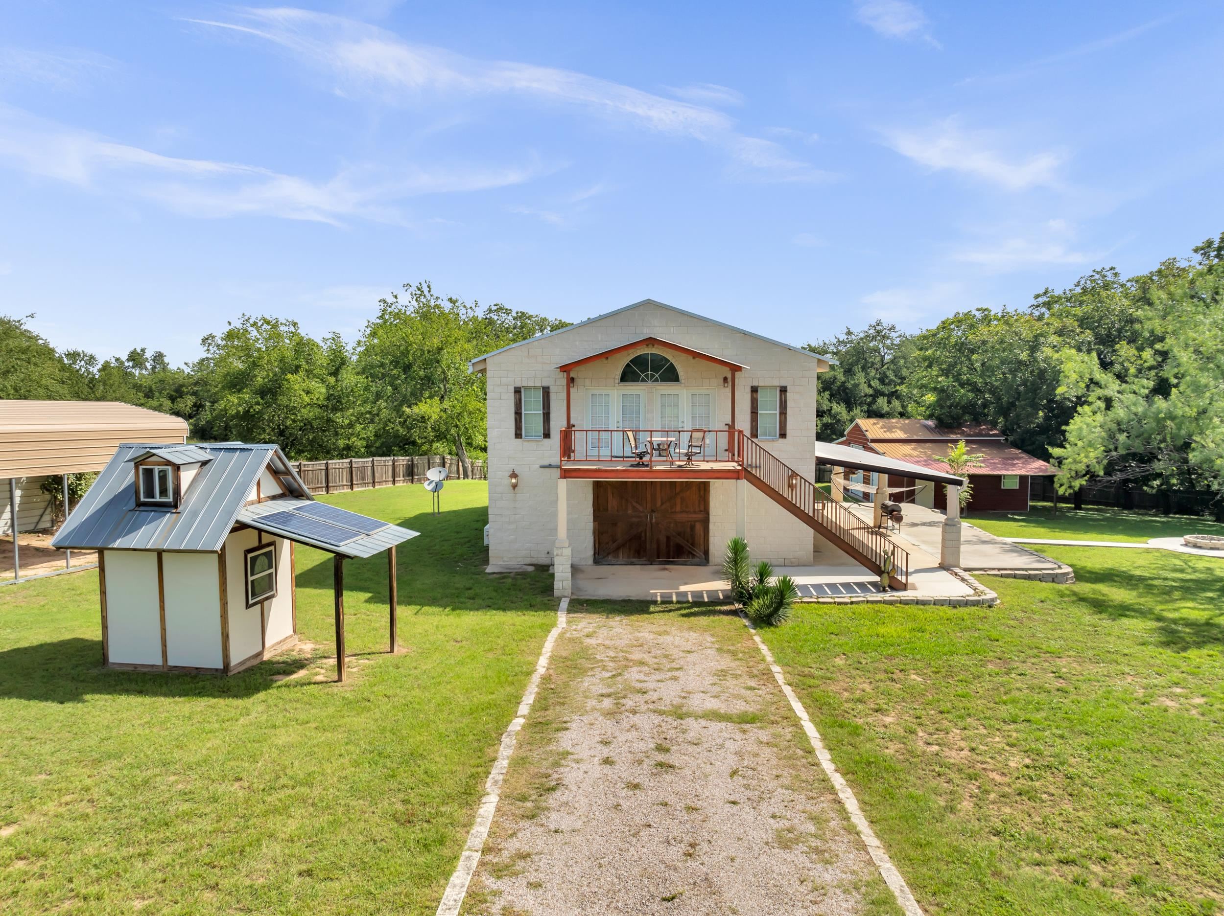 4521 River Oaks Drive Kingsland TX 78639