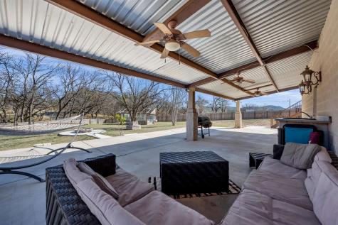 4521 River Oaks Drive Kingsland TX 78639