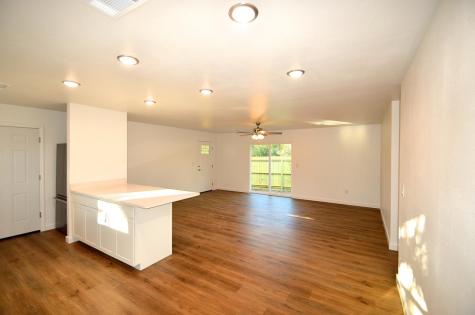 1653 Navajo Trail Kingsland TX 78639