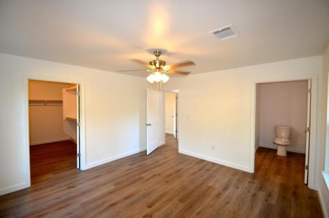 1653 Navajo Trail Kingsland TX 78639