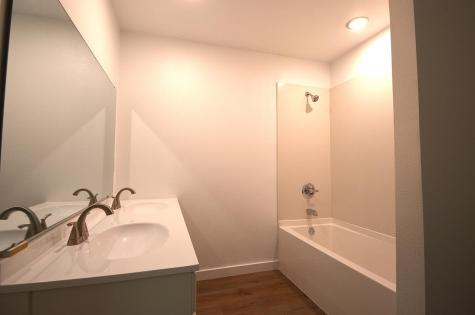 1653 Navajo Trail Kingsland TX 78639