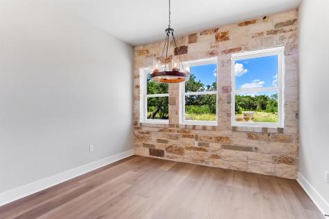124 Draper Lane Bertram TX 78605