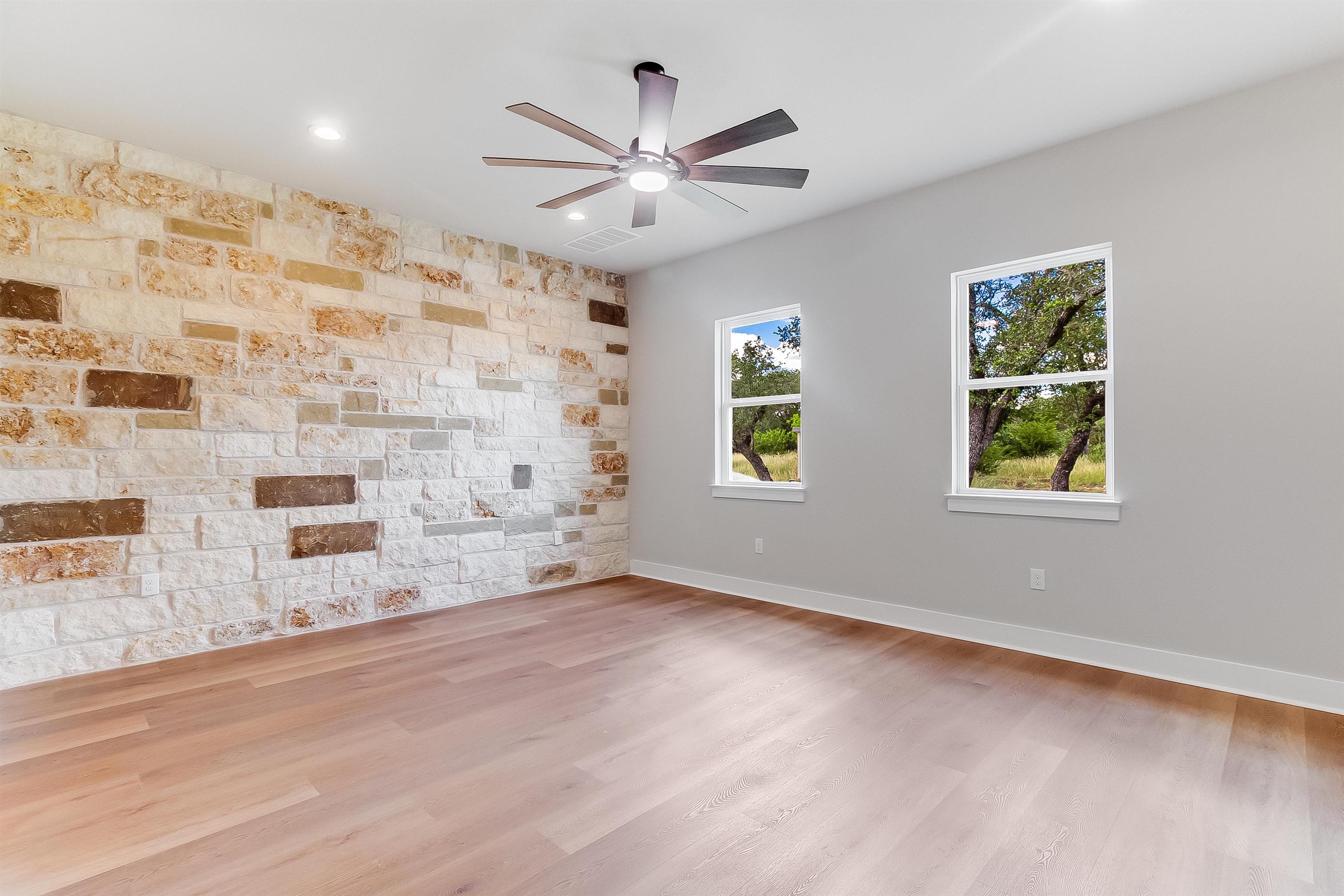 124 Draper Lane Bertram TX 78605