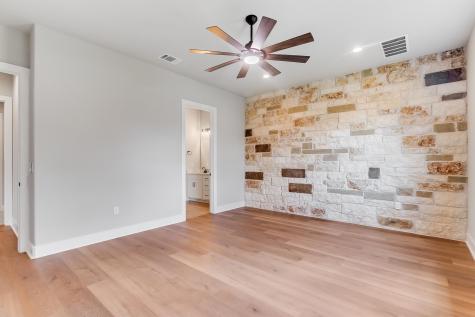 124 Draper Lane Bertram TX 78605