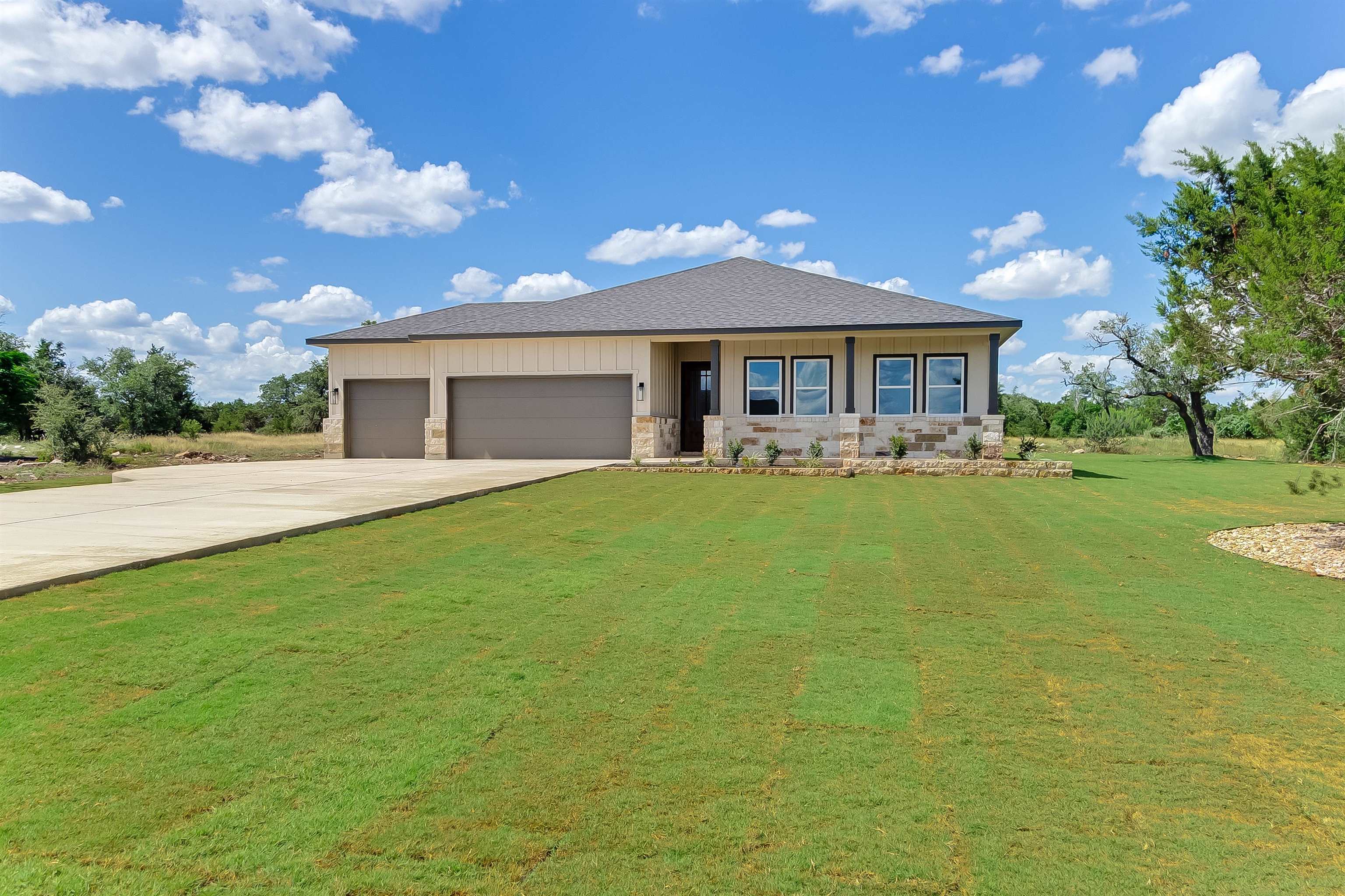 124 Draper Lane Bertram TX 78605