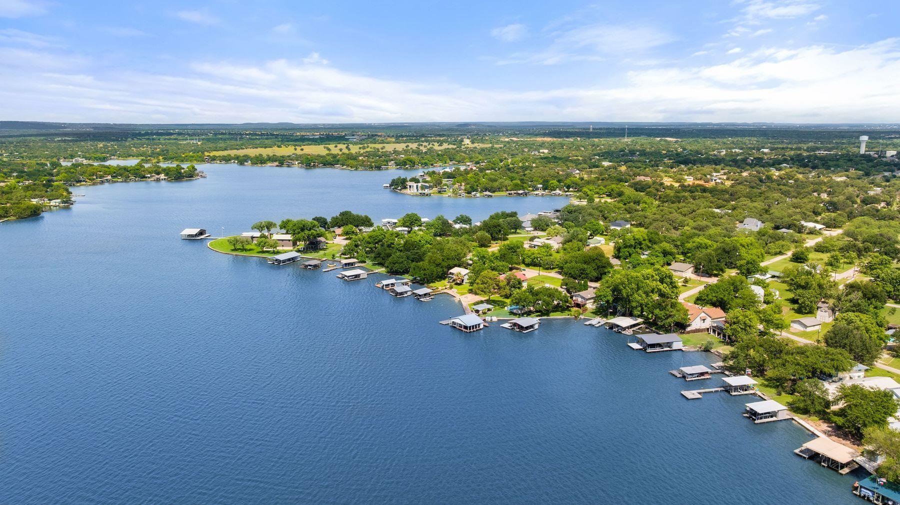 402 South Shorewood Granite Shoals TX 78654