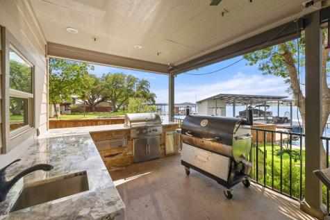 402 South Shorewood Granite Shoals TX 78654