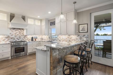 402 South Shorewood Granite Shoals TX 78654