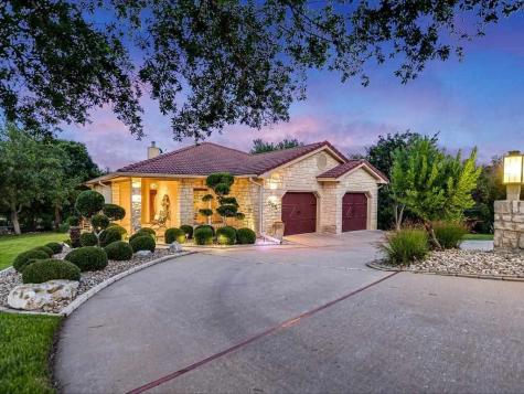 305 Twin Sails Horseshoe Bay TX 78657