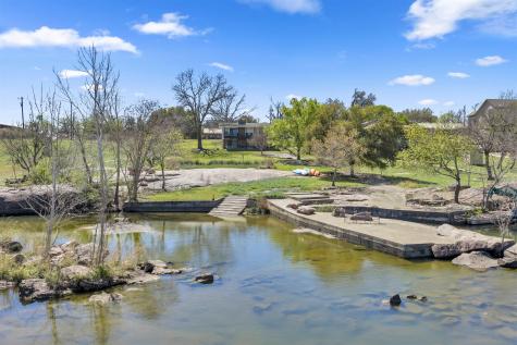 523 Shoals Parkway Burnet TX 78611
