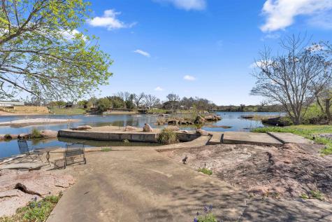 523 Shoals Parkway Burnet TX 78611