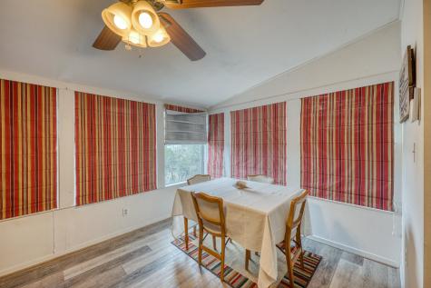 204 W Lakeshore Drive Llano TX 78643
