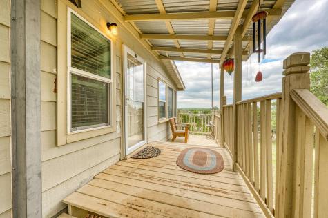 204 W Lakeshore Drive Llano TX 78643