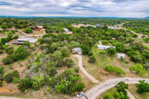 204 W Lakeshore Drive Llano TX 78643