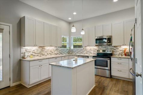 306 Songwood Drive Spicewood TX 78669