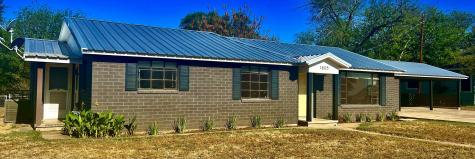 1805 Oatman Street Llano TX 78643