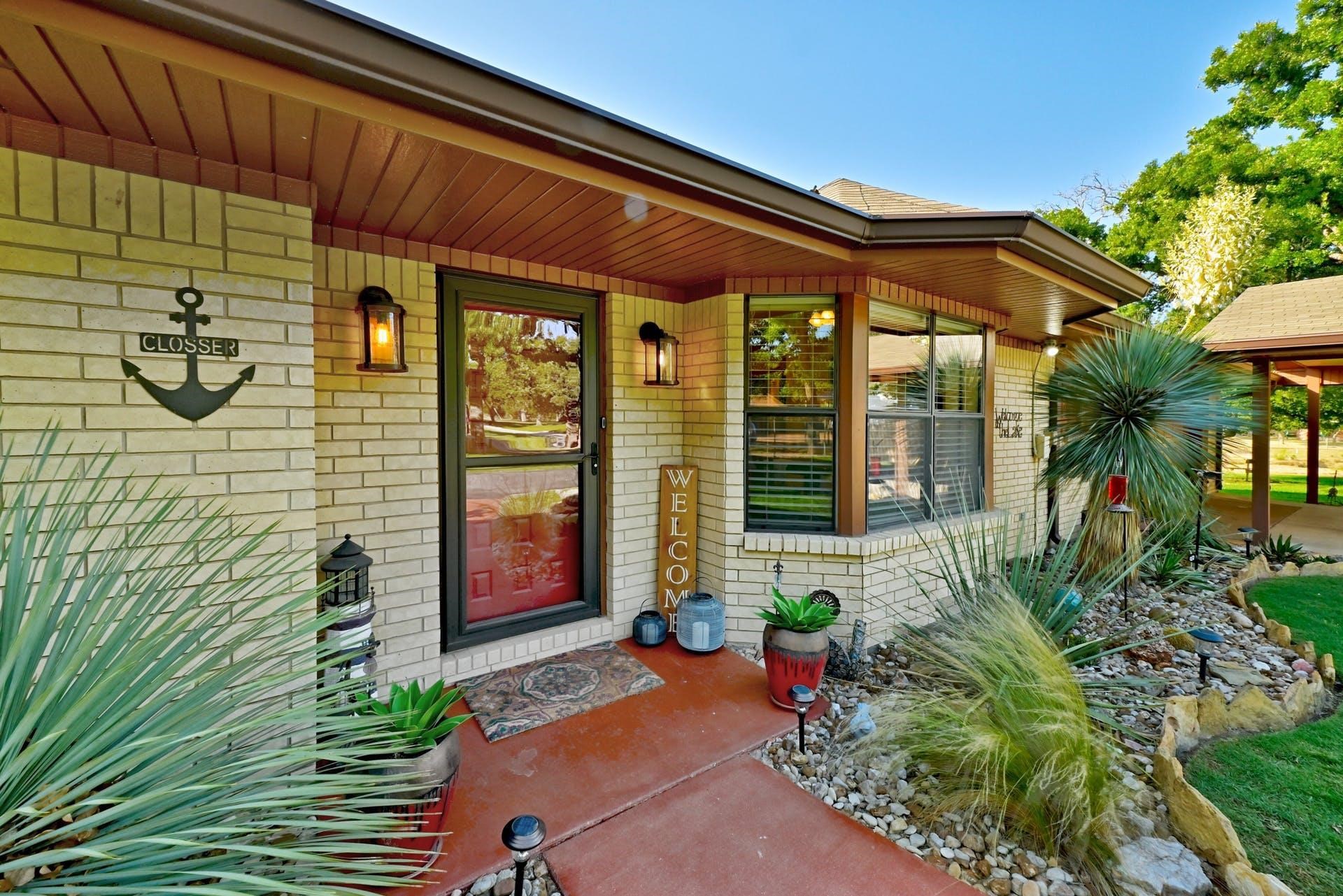 722 S Chaparral Burnet TX 78611
