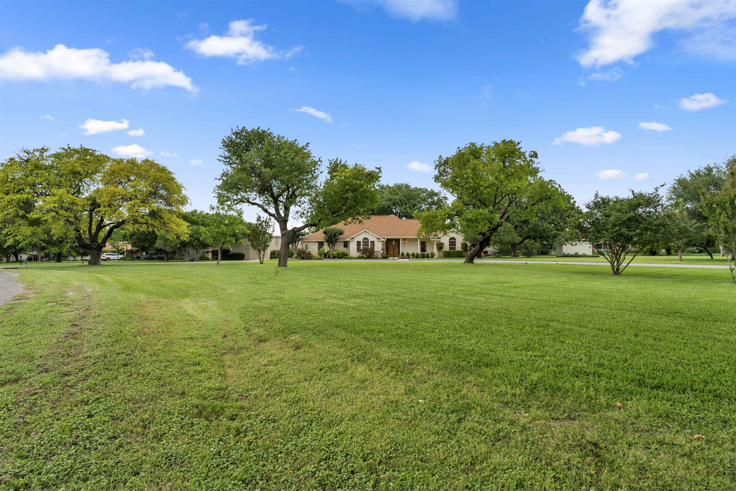 406 Ancient Oaks Drive Marble Falls TX 78654