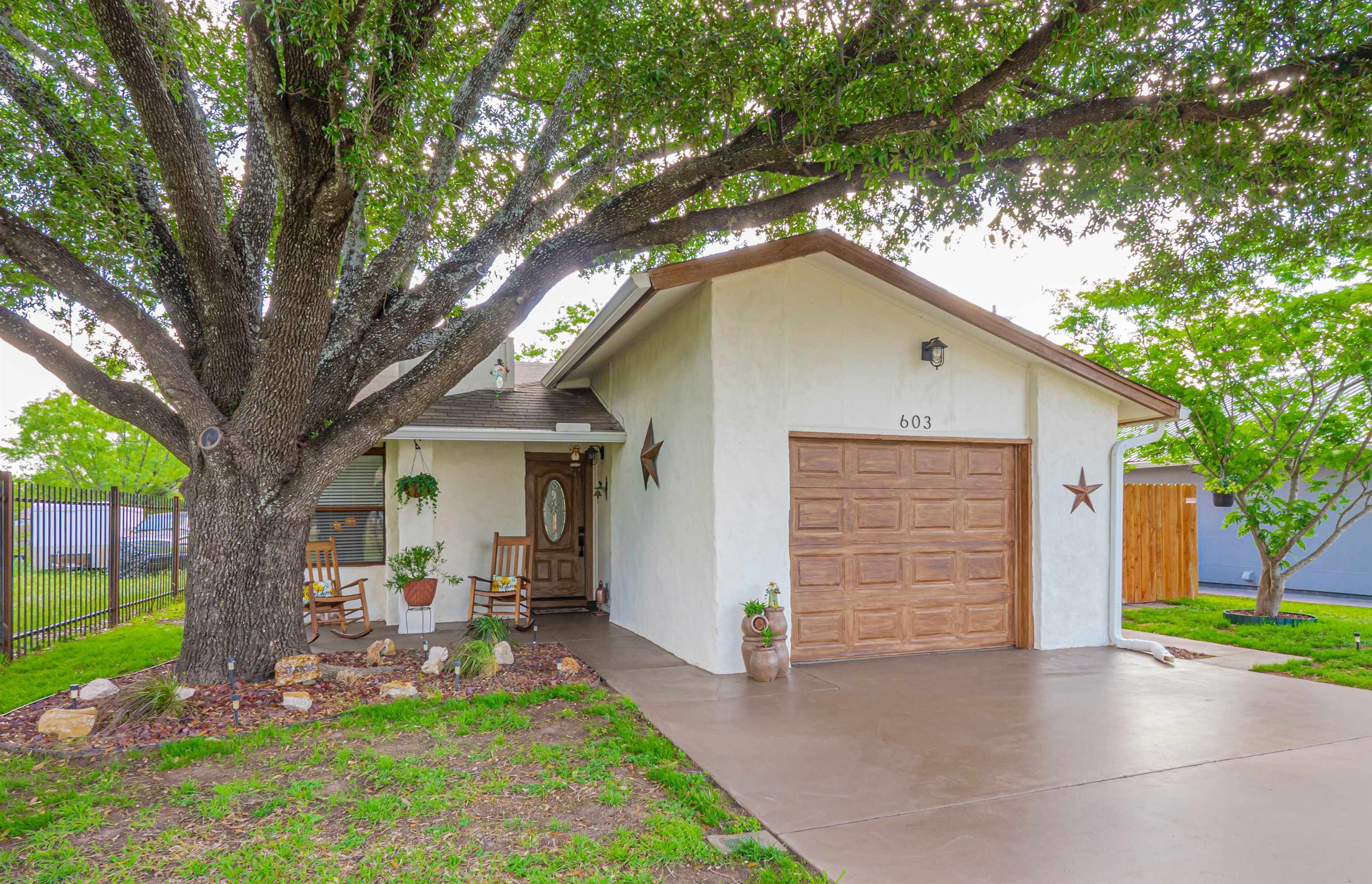 603 Birch Lane Cottonwood Shores TX 78657