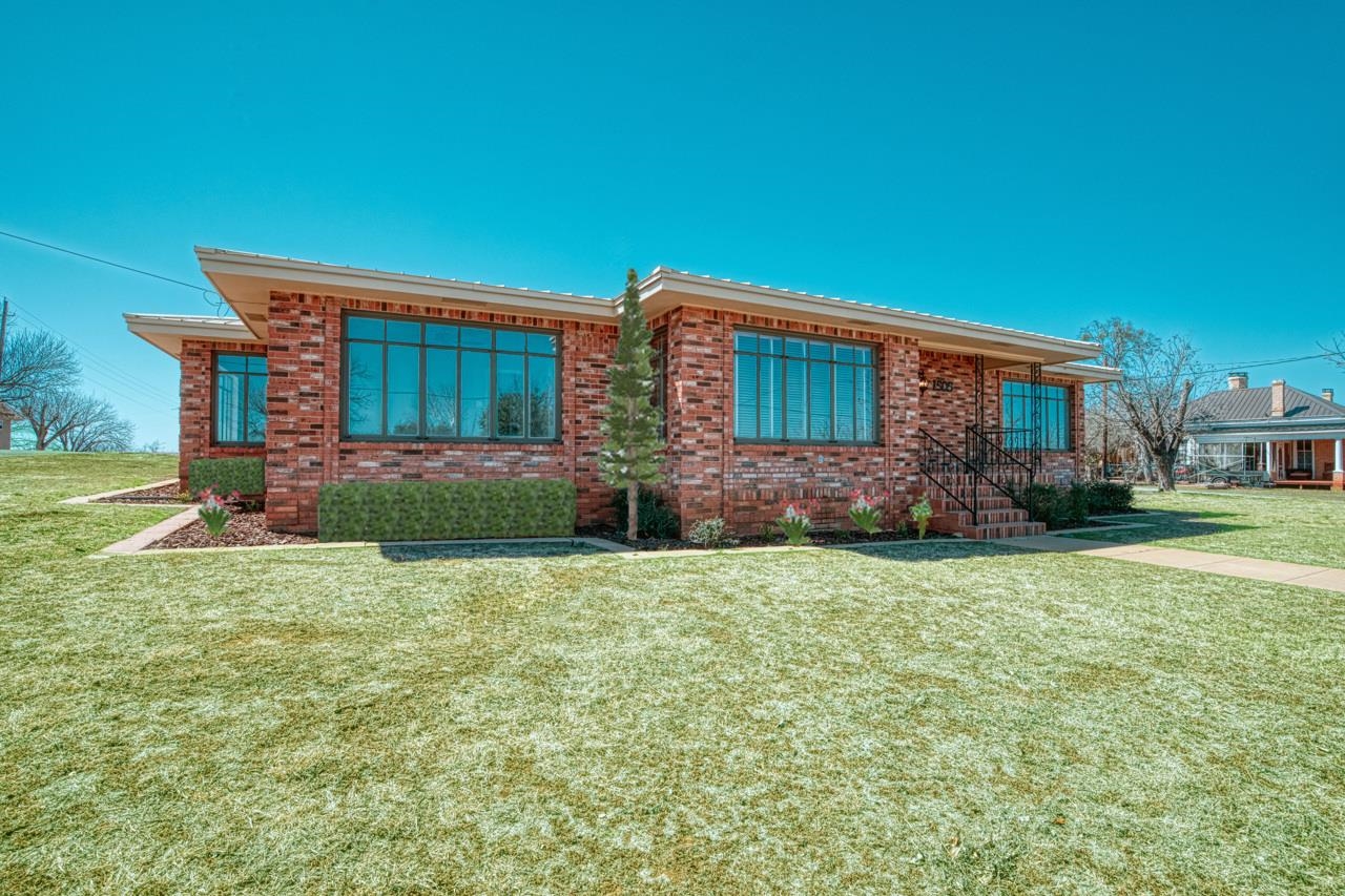 1505 Flag Street Llano TX 78643