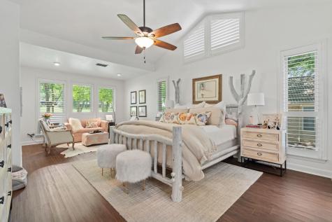 106 Southern Spur Horseshoe Bay TX 78657