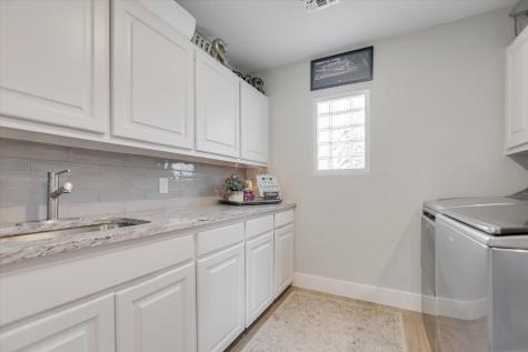 800 Western Bit Horseshoe Bay TX 78657
