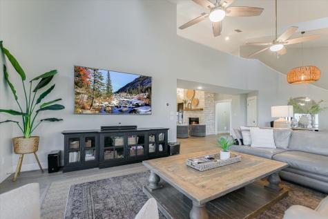 800 Western Bit Horseshoe Bay TX 78657