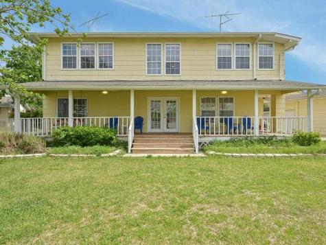 208 W Oak Street Buchanan Dam TX 78609