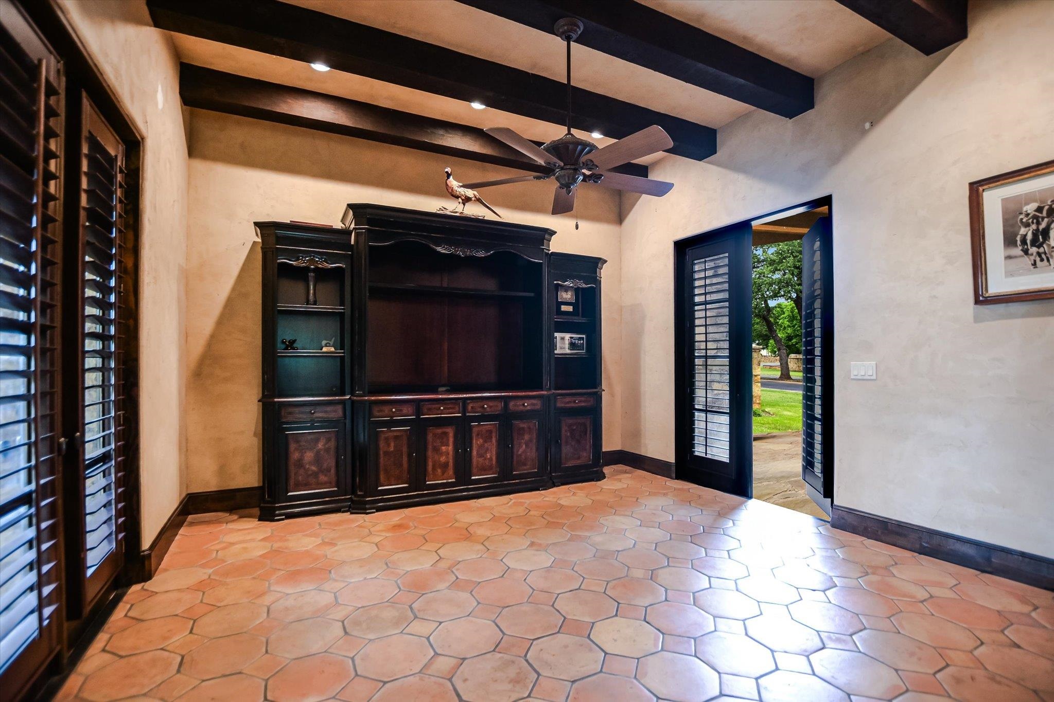 100 Milagro Horseshoe Bay TX 78657