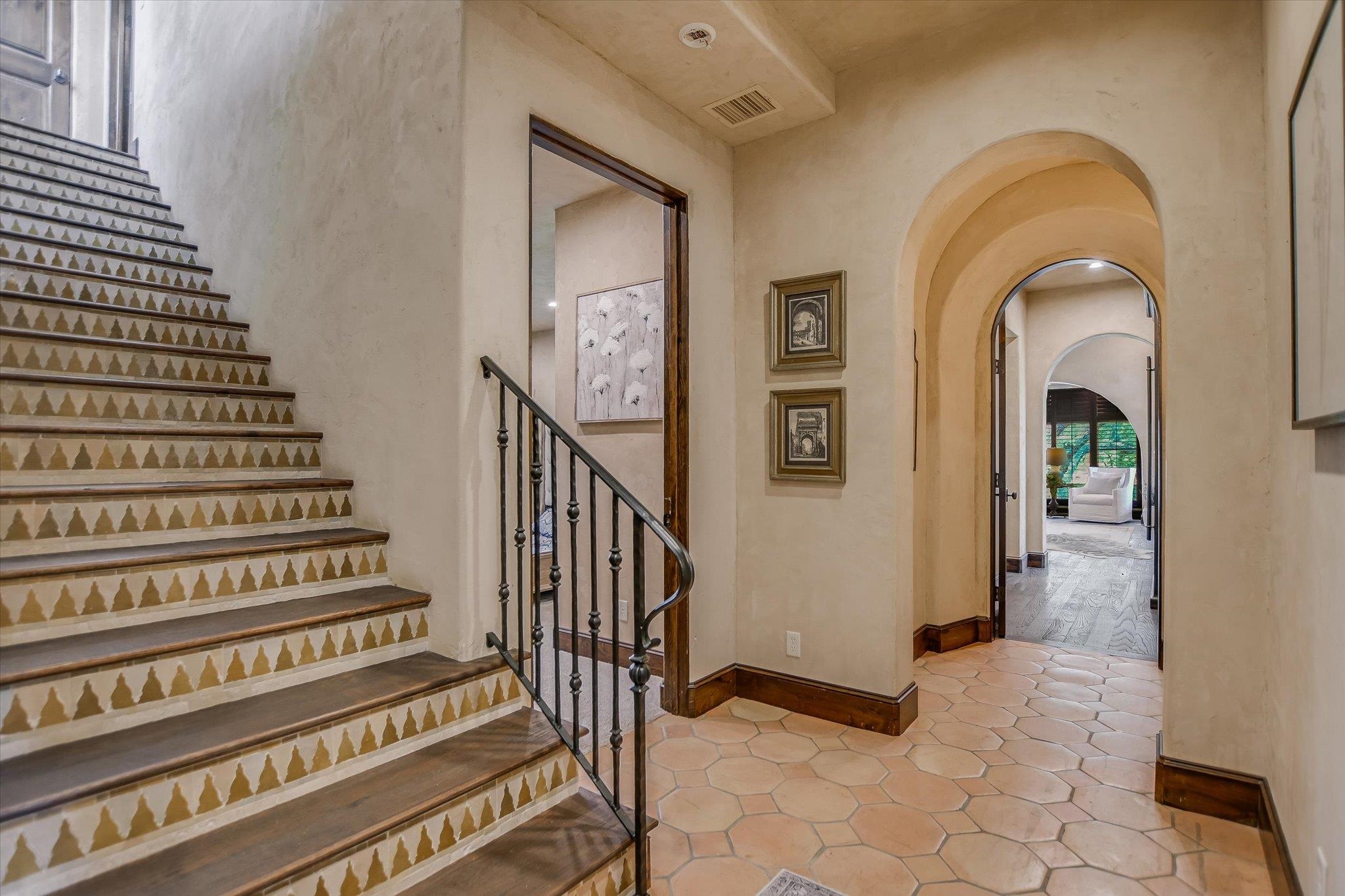 100 Milagro Horseshoe Bay TX 78657