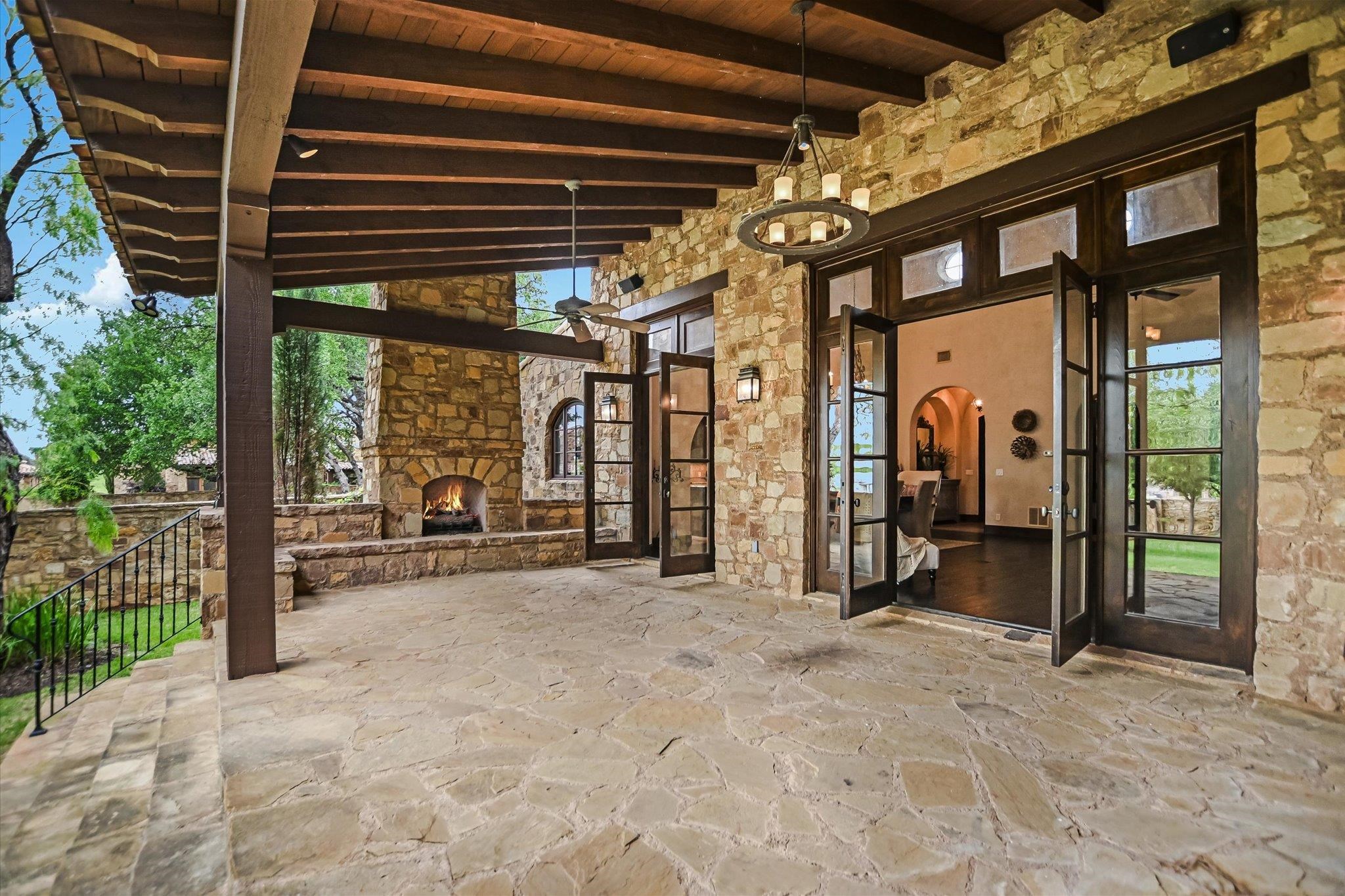100 Milagro Horseshoe Bay TX 78657