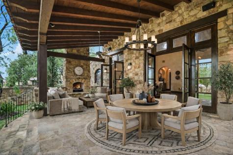 100 Milagro Horseshoe Bay TX 78657