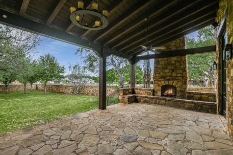 100 Milagro Horseshoe Bay TX 78657