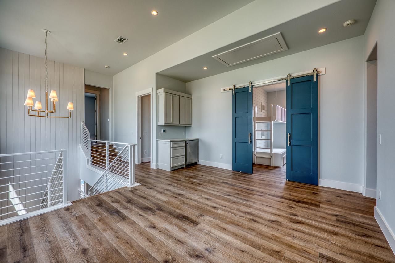 320 Lake Street Kingsland TX 78639