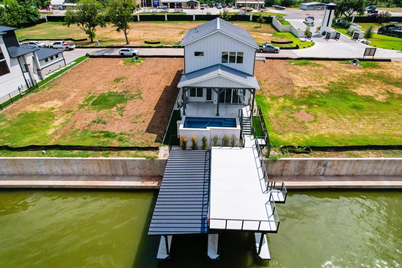 320 Lake Street Kingsland TX 78639